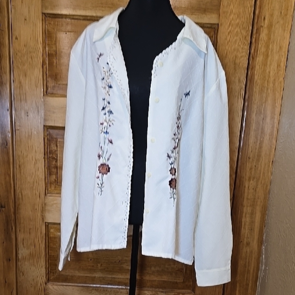 Alfred Dunner Off White Embroidered Grandmacore Long Sleeve Button Down Shirt 20 - Picture 5 of 5